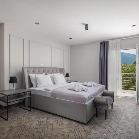 Zlatni Rat Hotel Bol
