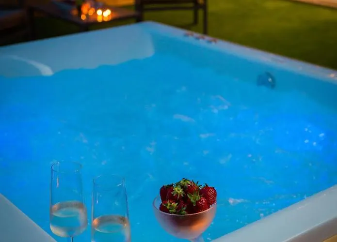 Zlatni Rat Hotel Bol