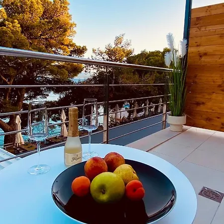 Hotel Zlatni Rat