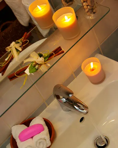 Hotel Zlatni Rat 4*